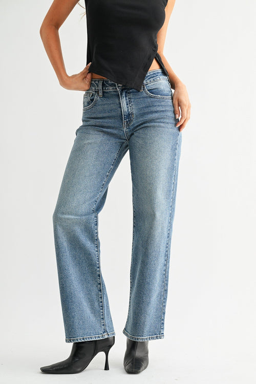 Casey Straight Leg Jeans - Ché by Chelsey
