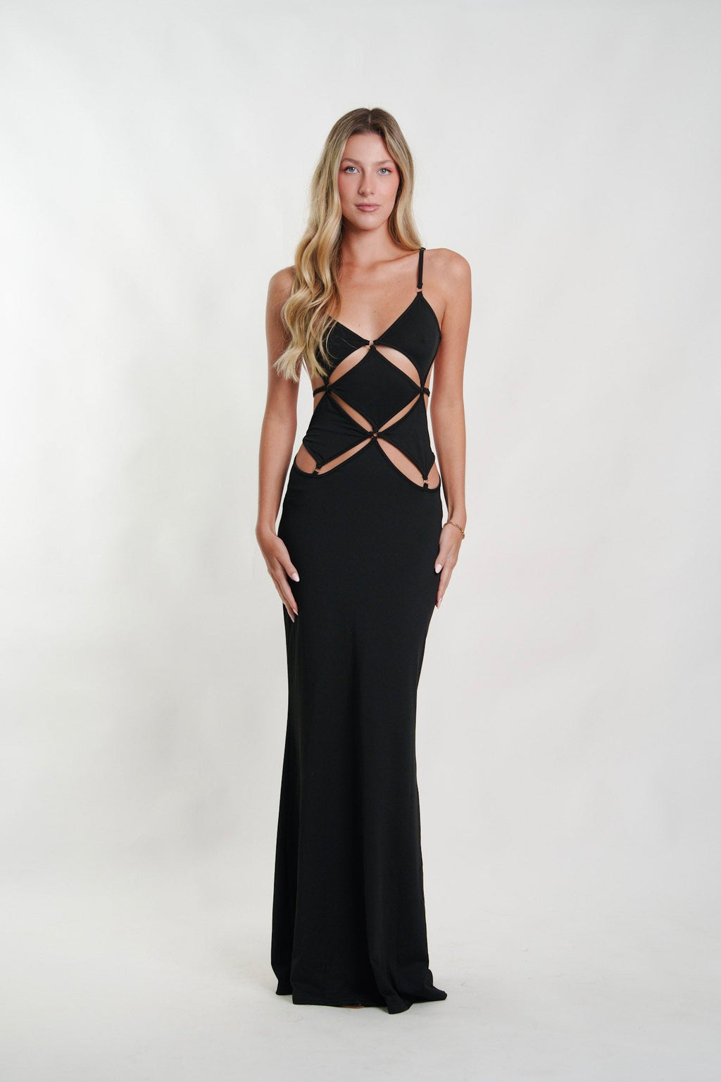 Lara Cutout Maxi Dress in Black - Ché by Chelsey
