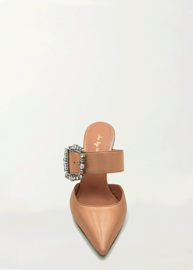 Alena Pump in Salmone - Ché by Chelsey