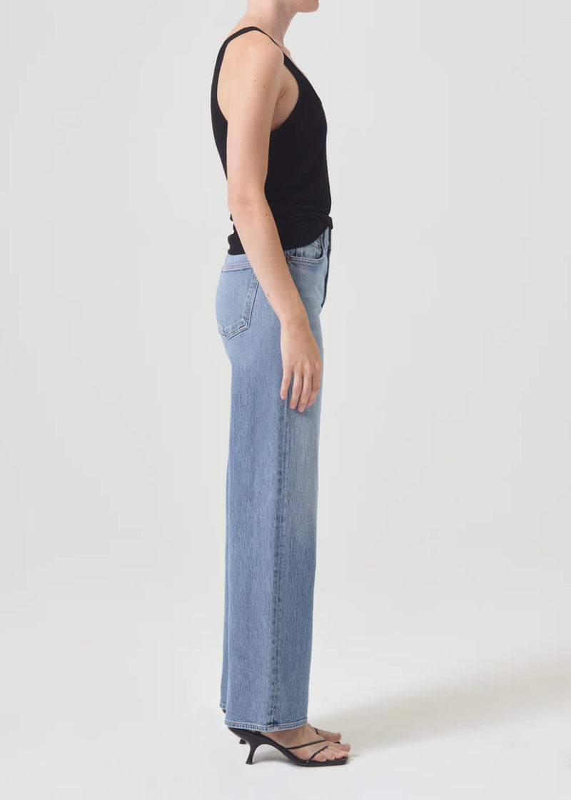 Harper Straight Jean Stretch in Flash - Ché by Chelsey