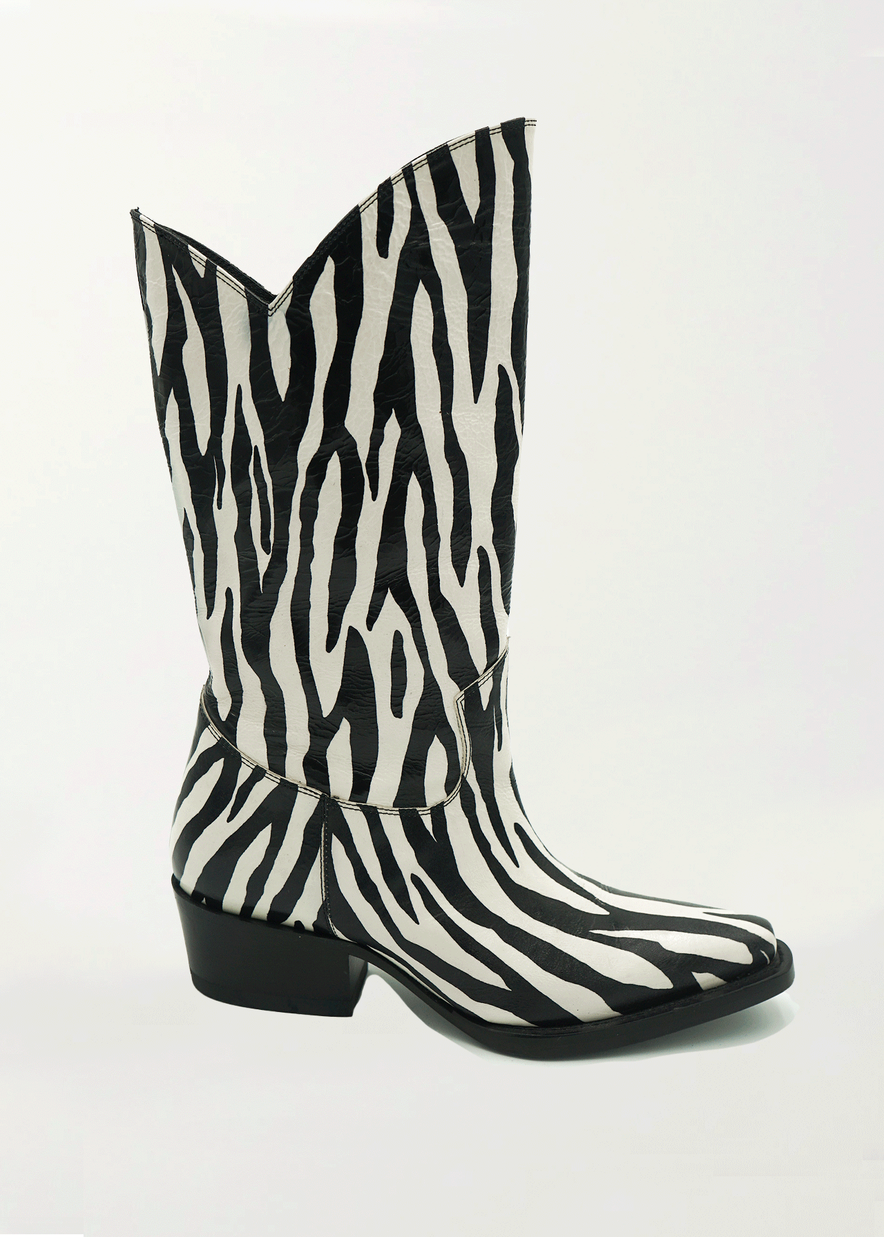 Che by Chelsey Zebra Texan Boots 40